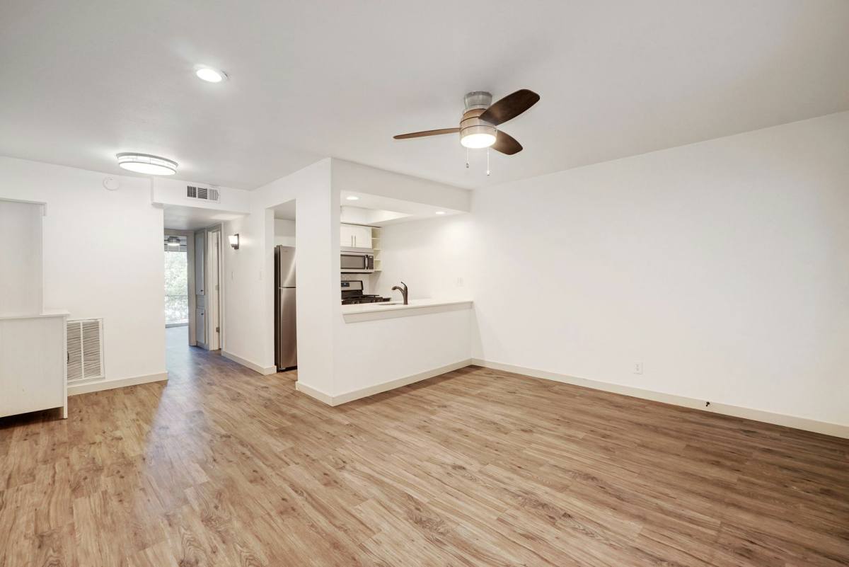 Apartment for rent at 807 W Lynn St, Austin, TX 78703