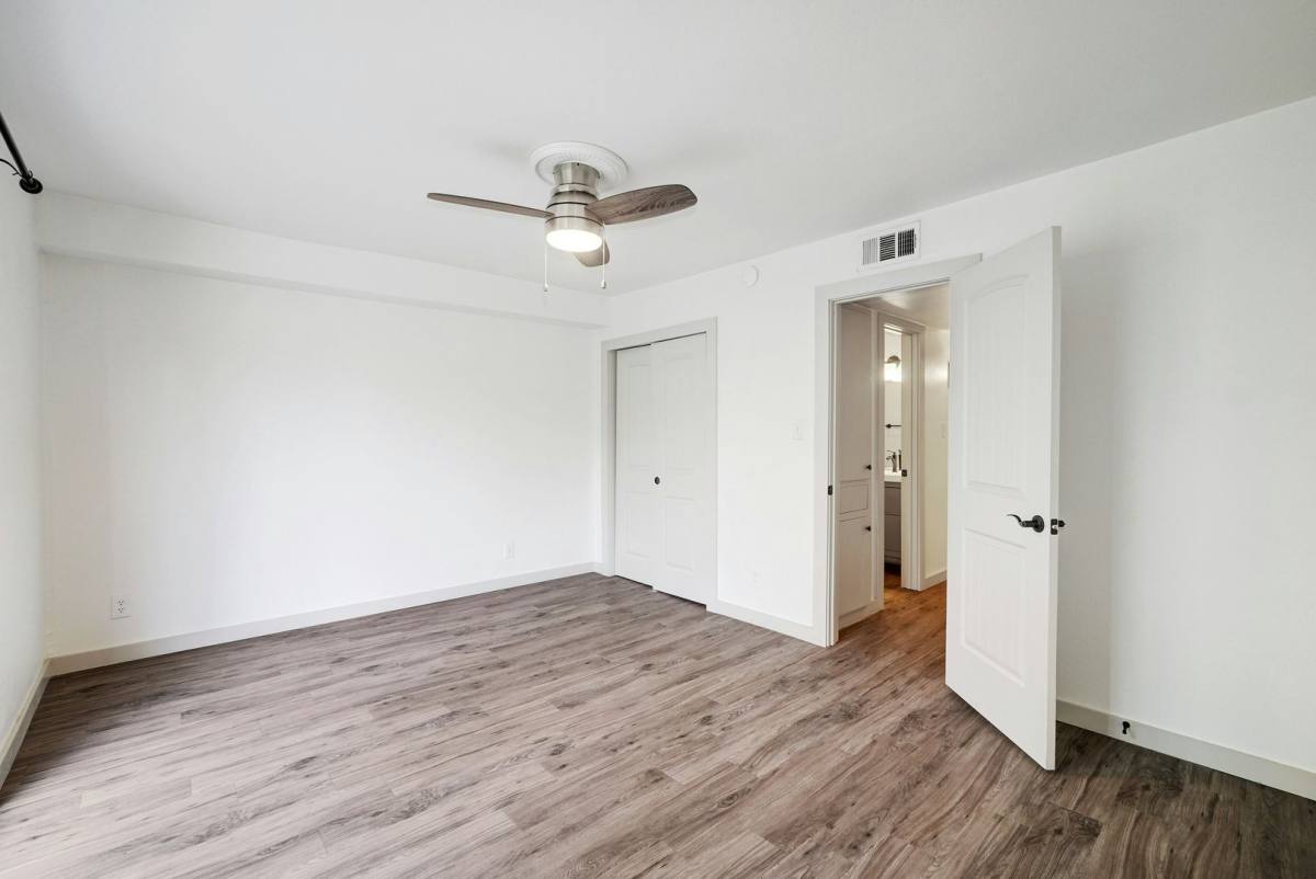 Apartment for rent at 807 W Lynn St, Austin, TX 78703