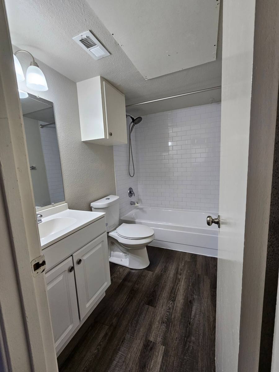 Apartment for rent at 409 W 38th St, Austin, TX 78705