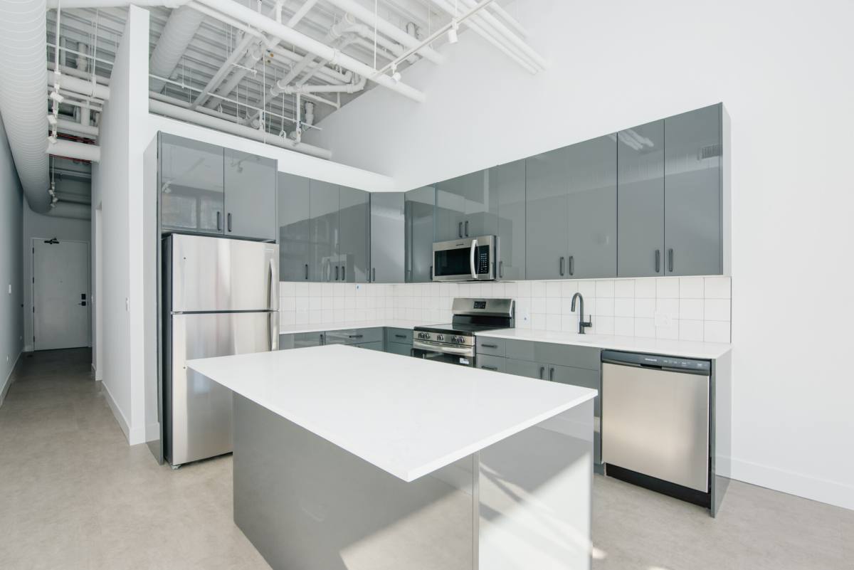 Apartment for rent at 1220 W Jackson Blvd, Chicago, IL 60607