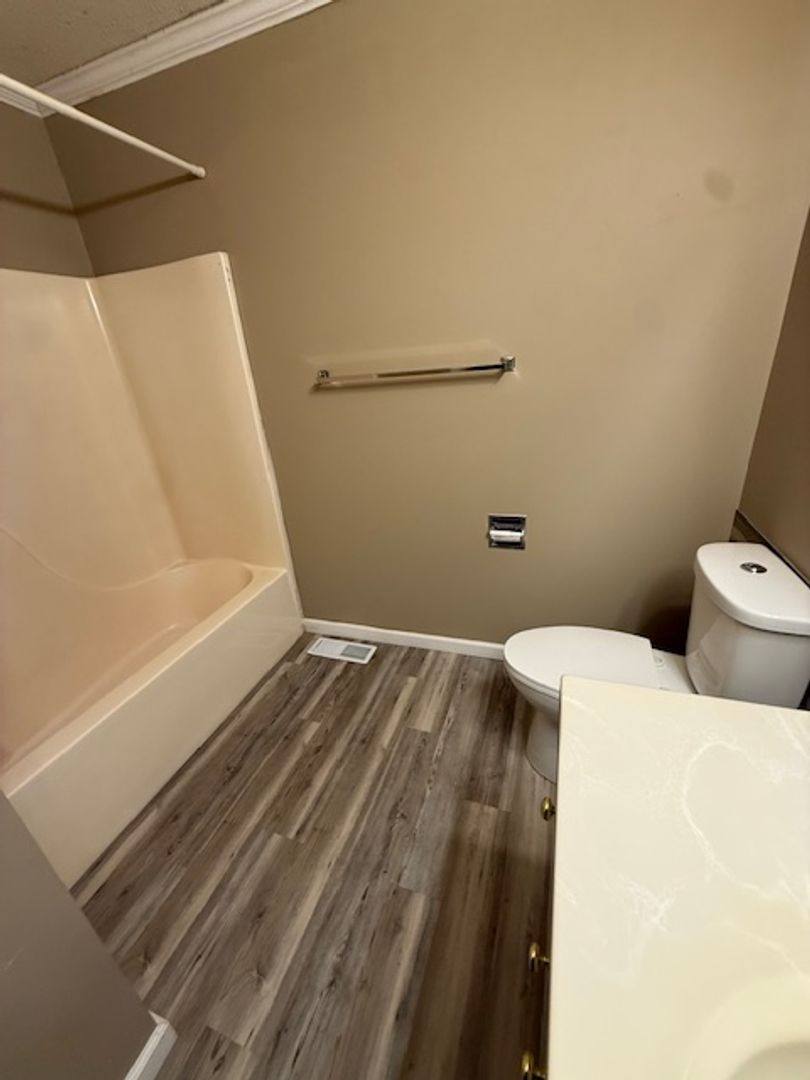 Apartment for rent at 50-56 Circle Dr, Chatham, IL 62629