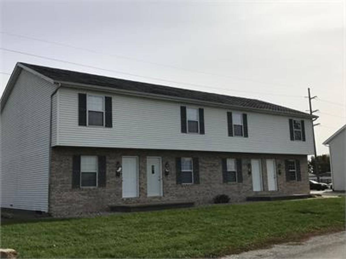 Apartment for rent at 50-56 Circle Dr, Chatham, IL 62629