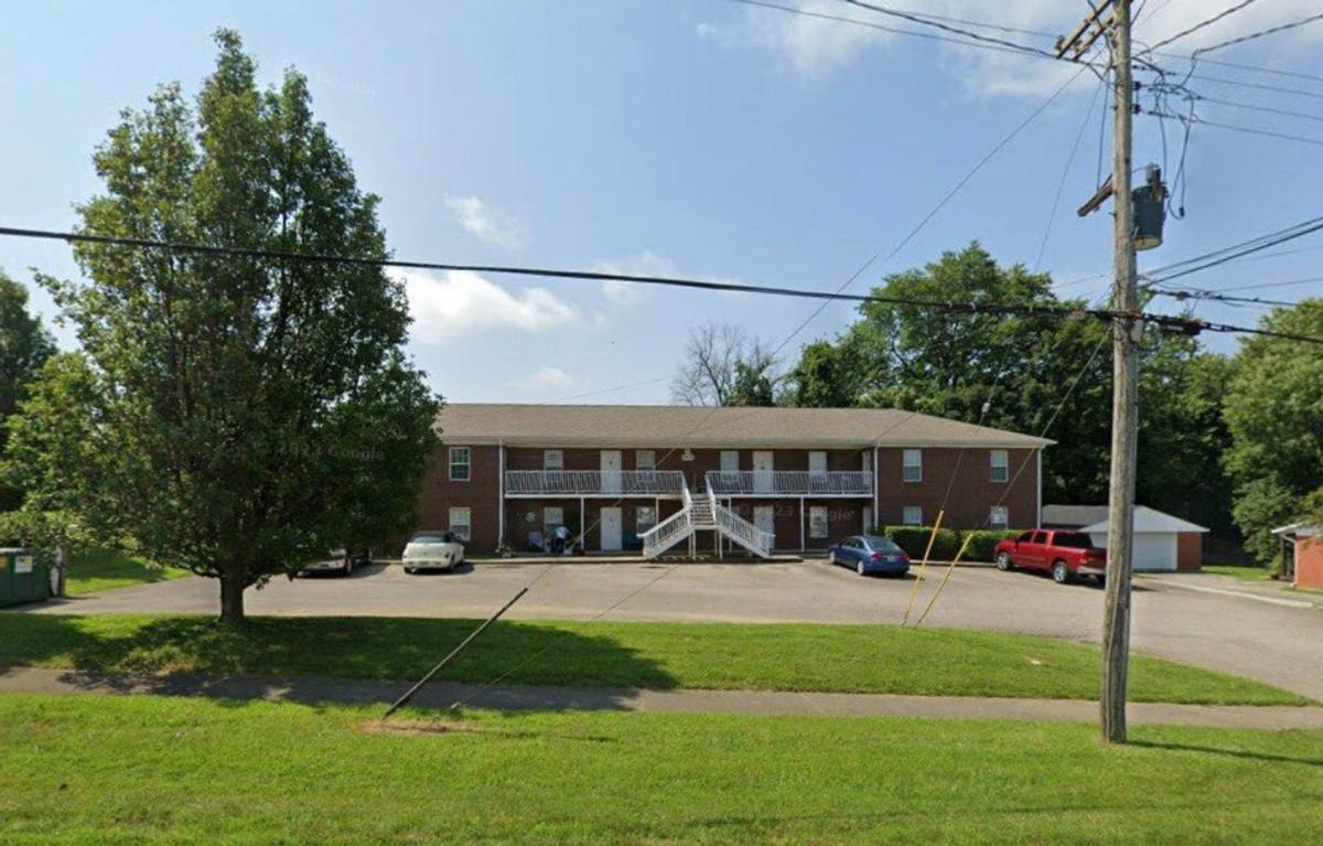 Apartment for rent at 10012 Michaele Lane, Louisville, KY 40299