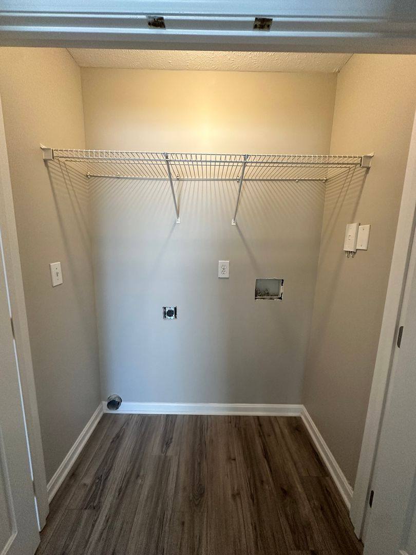 Apartment for rent at 10012 Michaele Lane, Louisville, KY 40299