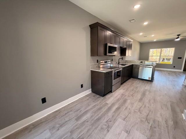 Townhouse for rent at 100 Nichali Dr, Charlotte, TN 37036