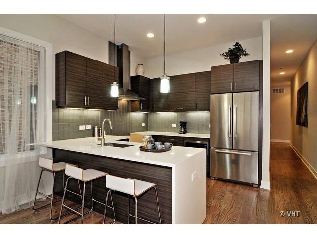 Condo for rent at 1425 N Leavitt St #2, Chicago, IL 60622