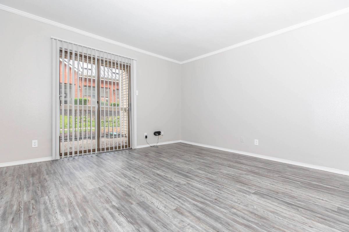 11755 Norbourne Dr, Cincinnati, OH 45240