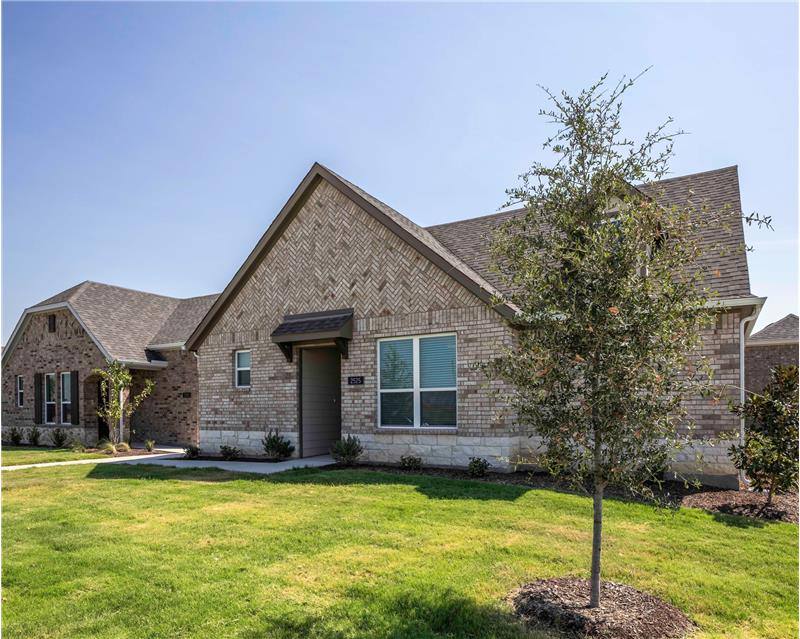 Townhouse for rent at 1609 Cottage Dr, Celina, TX 75009