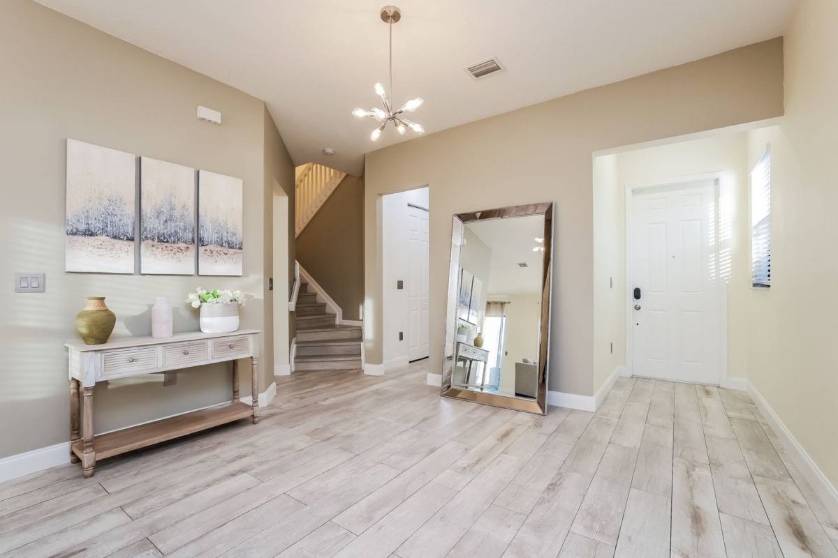 House for rent at 8916 Madrid Circle, Naples, FL 34104