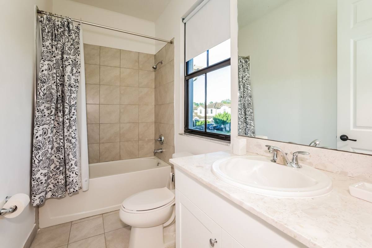 House for rent at 8916 Madrid Circle, Naples, FL 34104