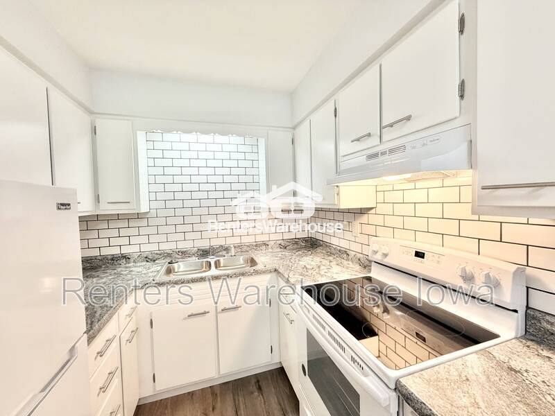 Apartment for rent at 211 S Green St, Madrid, IA 50156