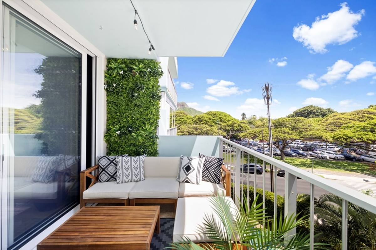 Condo for rent at 204 Kapahulu Ave #202, Honolulu, HI 96815