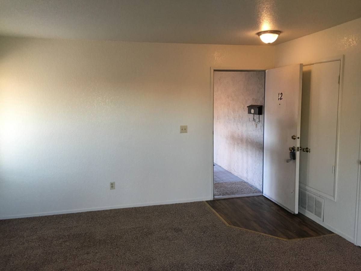 Apartment for rent at 1480 W Main St, Ripon, CA 95366