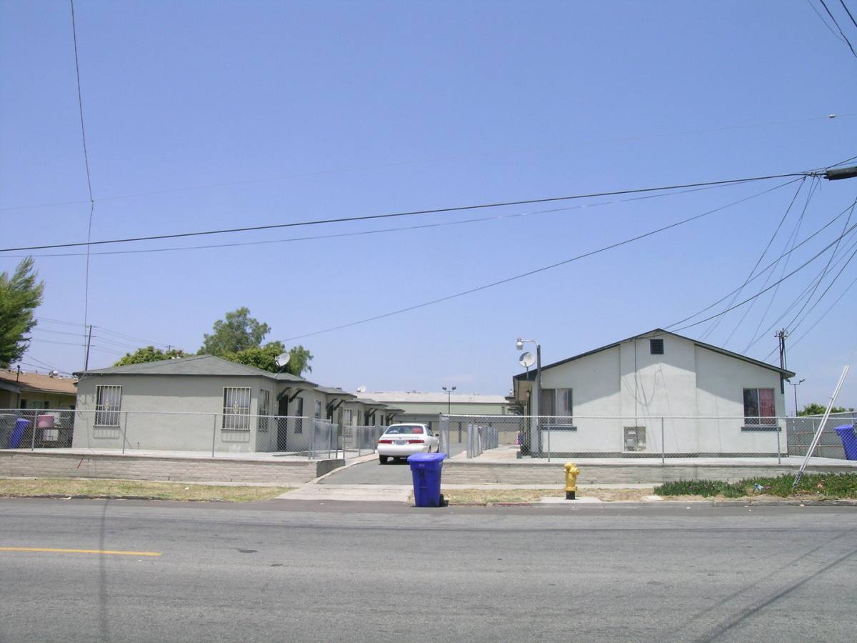 Apartment for rent at 835 E 4th St, National City, CA 91950