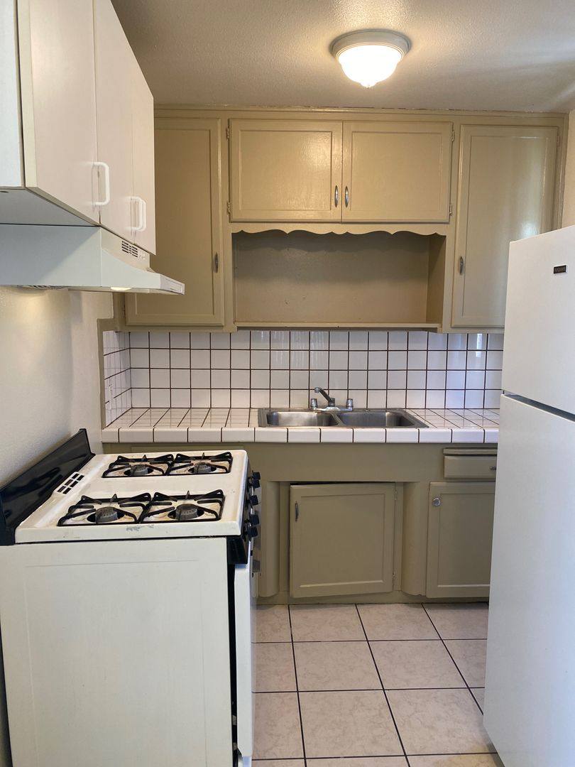 Apartment for rent at 835 E 4th St, National City, CA 91950