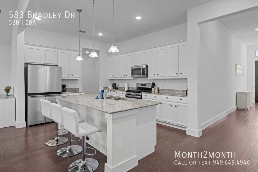 House for rent at 583 Bradley Dr, Rockwall, TX 75087