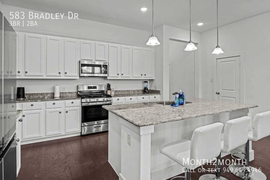 House for rent at 583 Bradley Dr, Rockwall, TX 75087