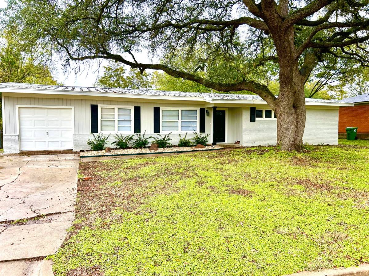 House for rent at 2217 N 49th, Waco, TX 76710