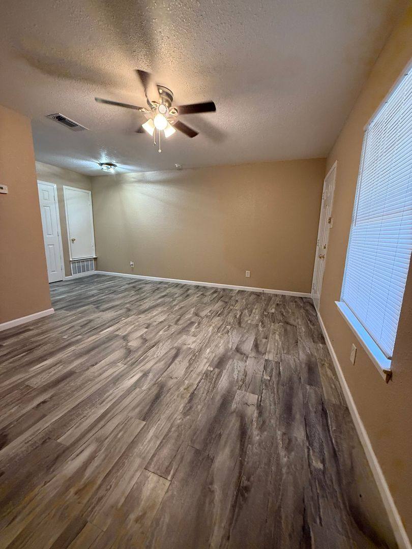 Apartment for rent at 710 S Kennedy Ave, Tyler, TX 75701