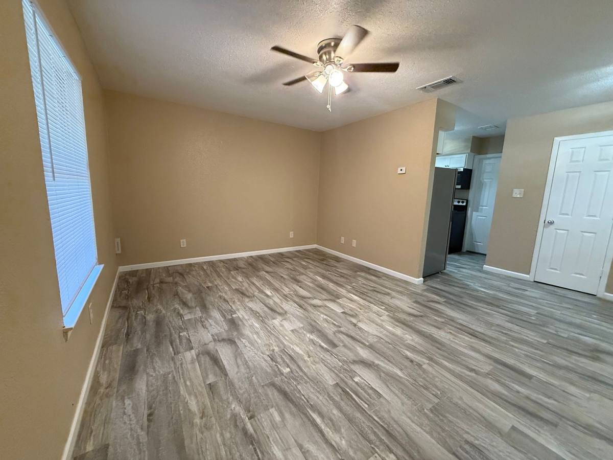 Apartment for rent at 710 S Kennedy Ave, Tyler, TX 75701