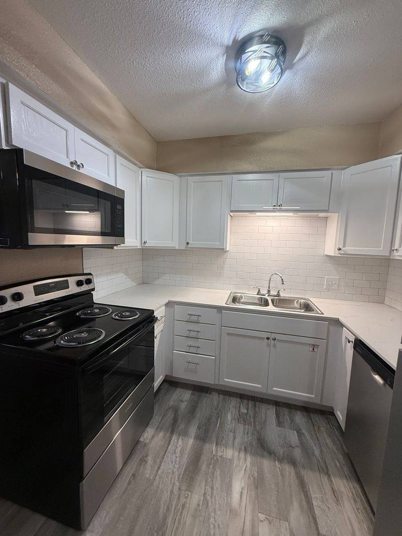 Apartment for rent at 710 S Kennedy Ave, Tyler, TX 75701