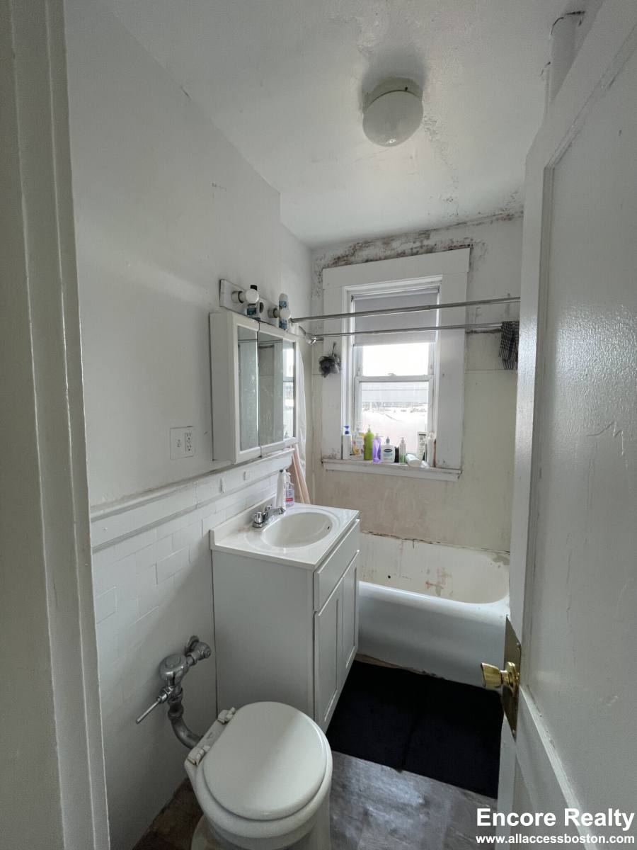 Apartment for rent at 1163 Boylston St #35, Boston, MA 02215