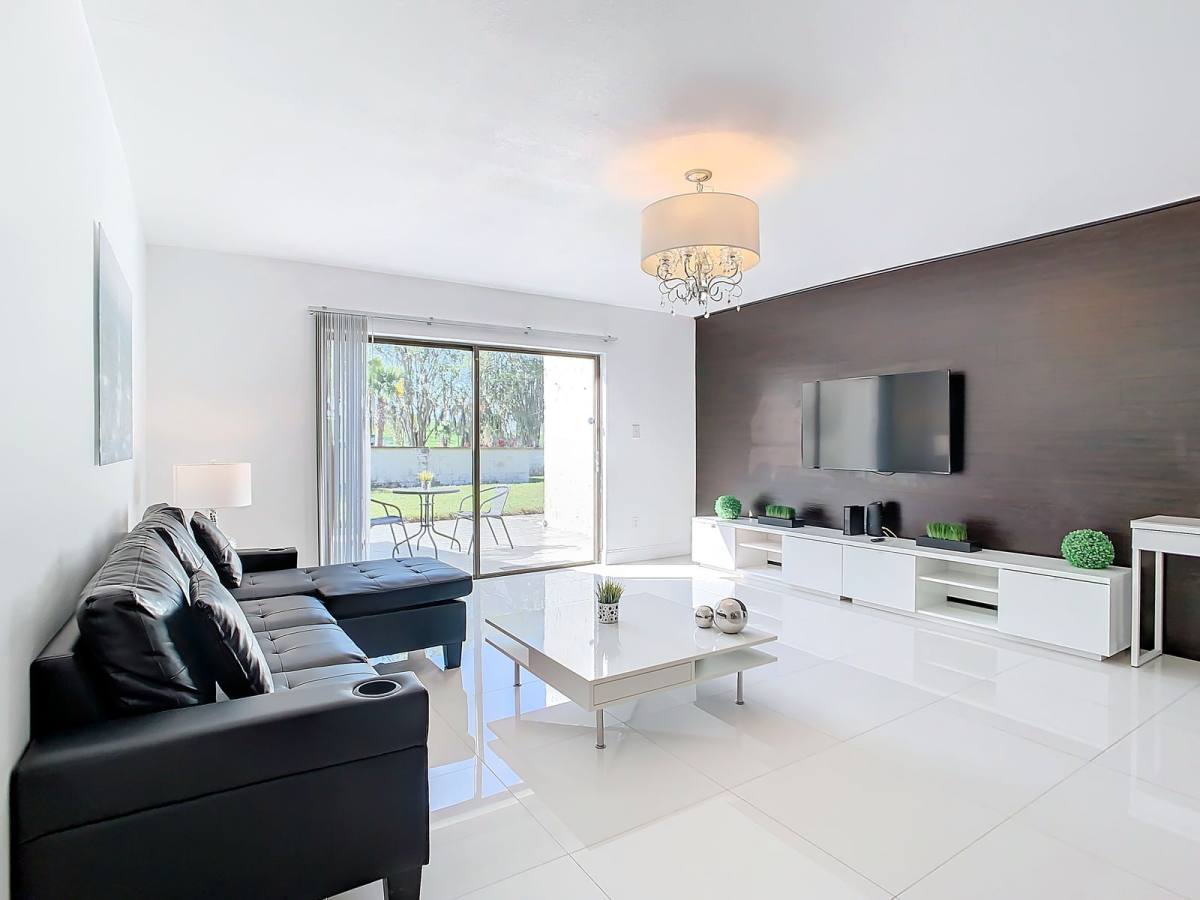 Townhouse for rent at 5415 Vineland Rd #CYP1, Orlando, FL 32811