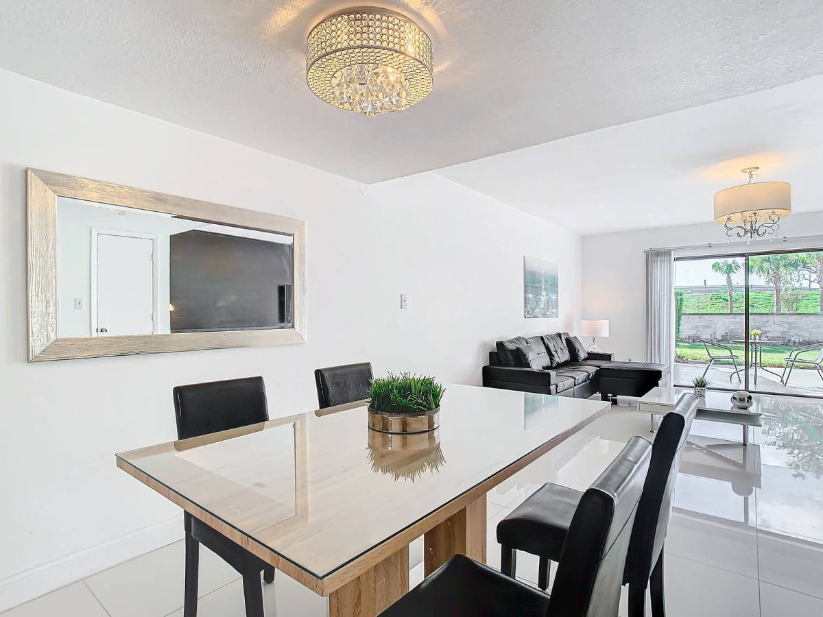 Townhouse for rent at 5415 Vineland Rd #CYP1, Orlando, FL 32811