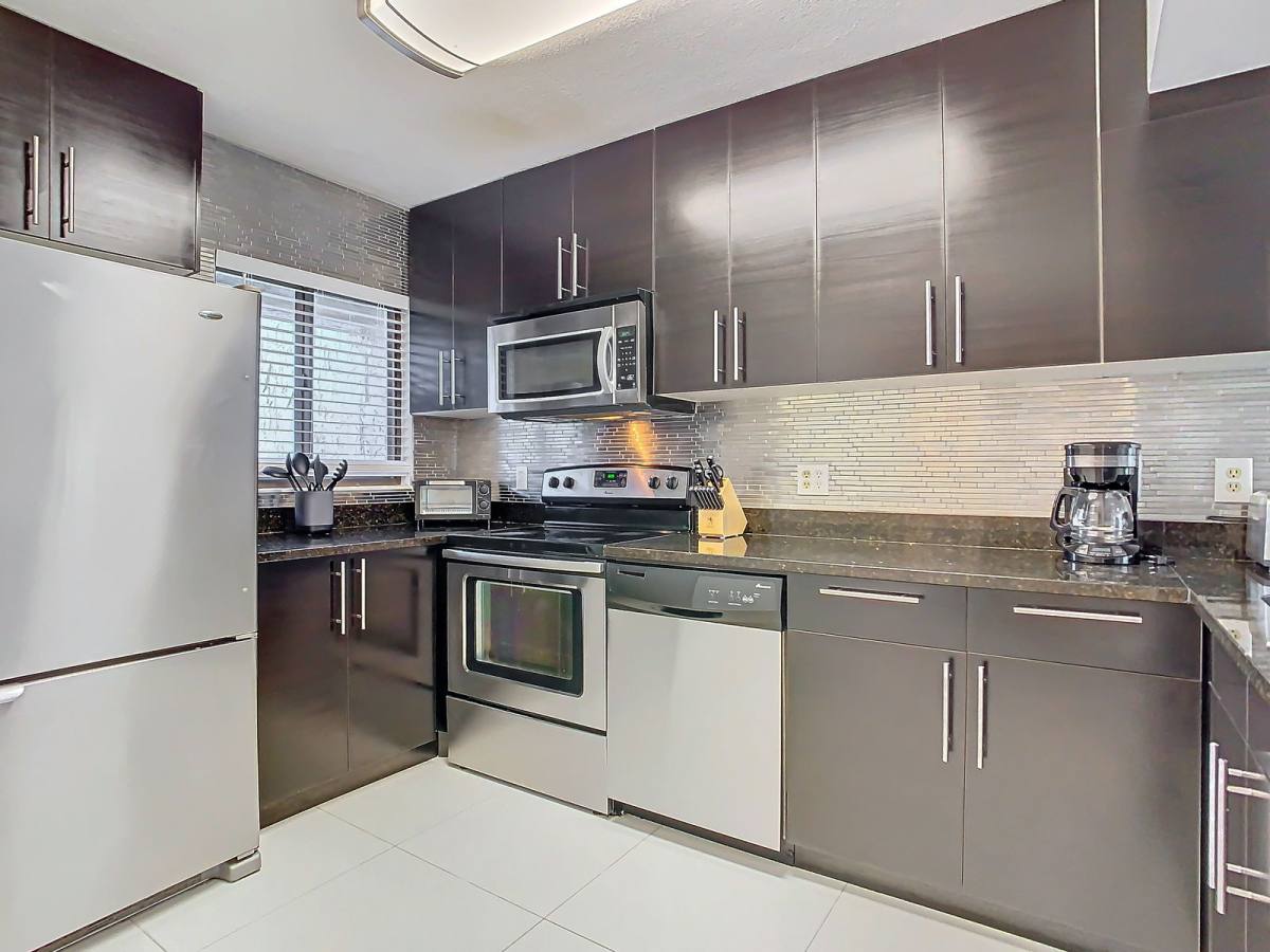 Townhouse for rent at 5415 Vineland Rd #CYP1, Orlando, FL 32811