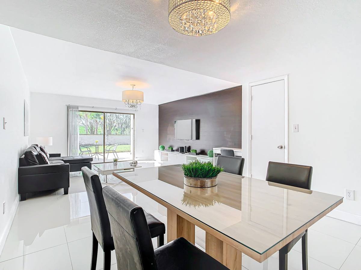 Townhouse for rent at 5415 Vineland Rd #CYP1, Orlando, FL 32811