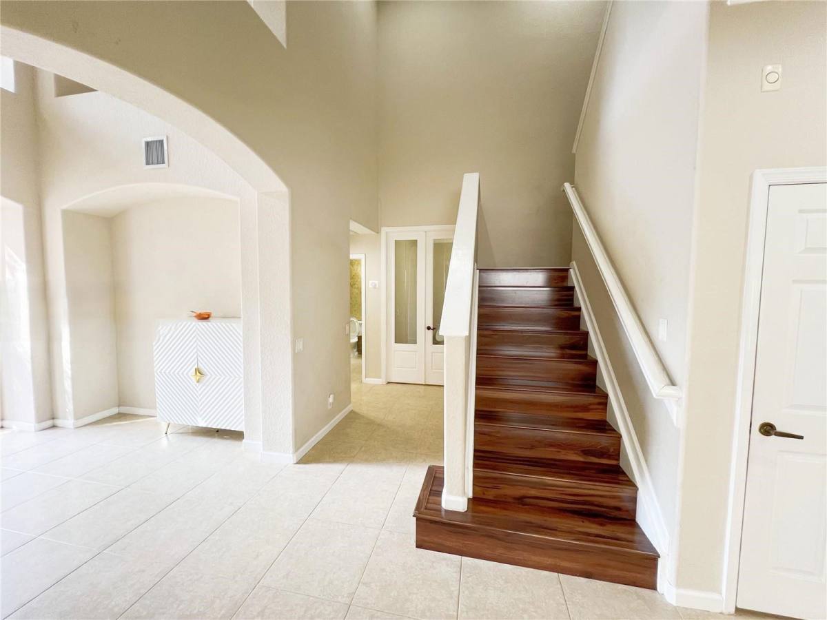 House for rent at 1983 Harbor View Circle, Fort Lauderdale, FL 33327