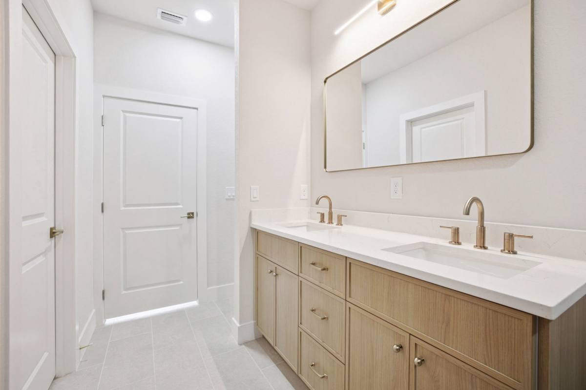 Townhouse for rent at 4873 29th St SW, Lehigh Acres, FL 33973