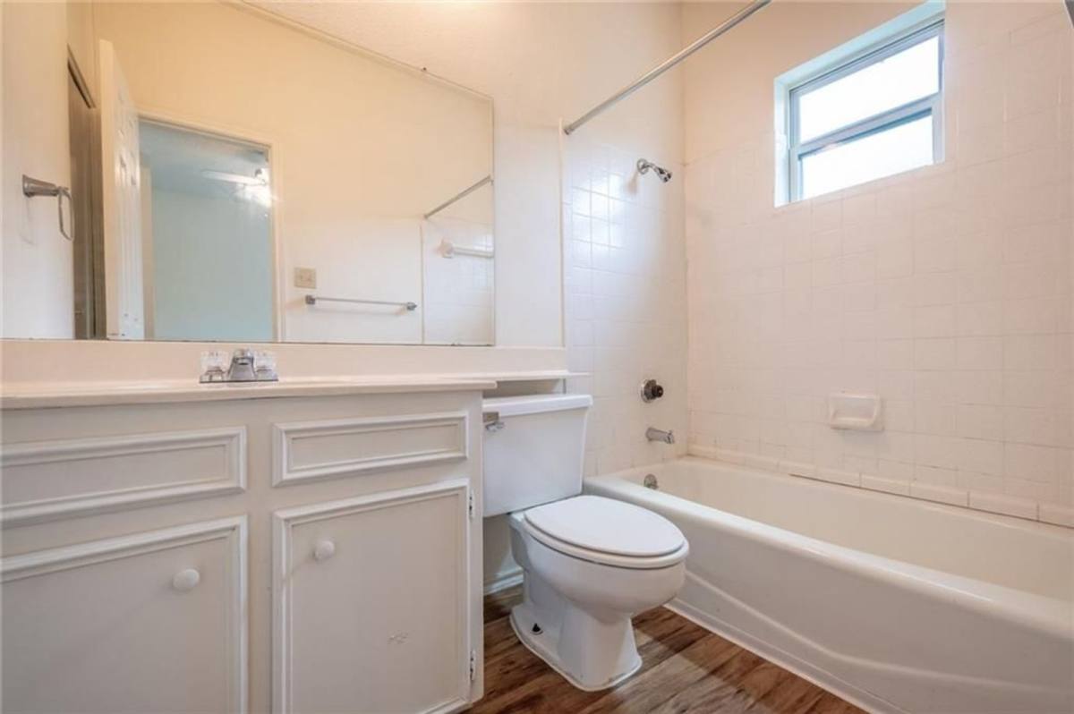 House for rent at 2414 Longview, Austin, TX 78705