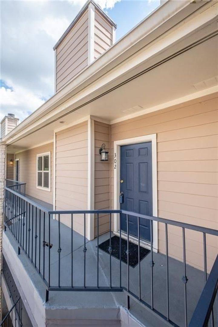 House for rent at 2414 Longview, Austin, TX 78705