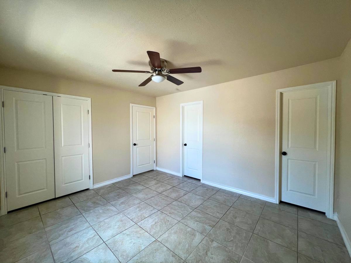 Apartment for rent at 5909 Santa Maria Ave, Laredo, TX 78041