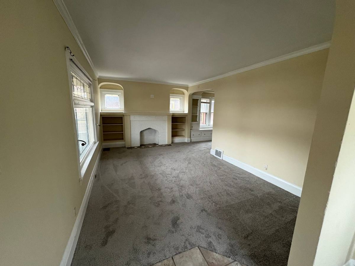 House for rent at 11110 Vernon Ave, Cleveland, OH 44125