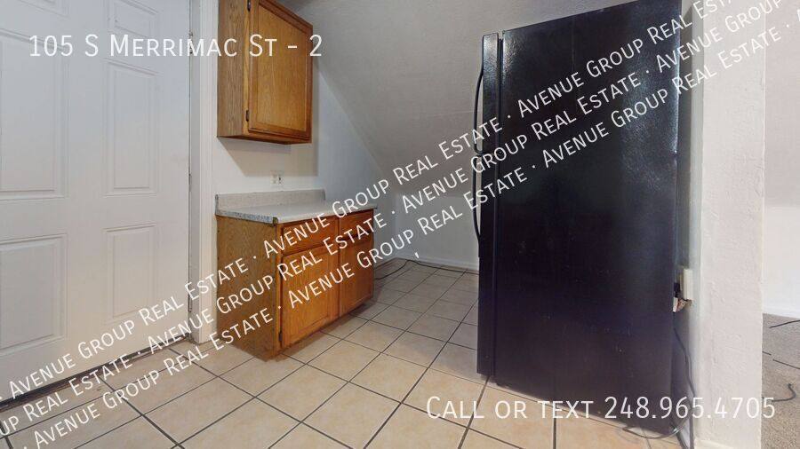 Apartment for rent at 105 S Merrimac St #2, Pontiac, MI 48340