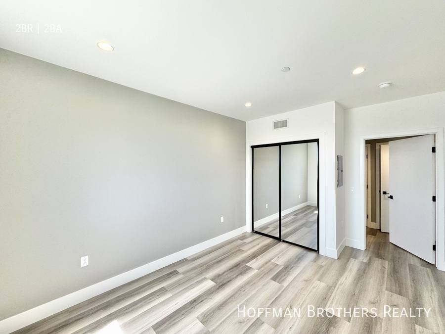 Apartment for rent at 11155 Huston St #306, North Hollywood, CA 91601