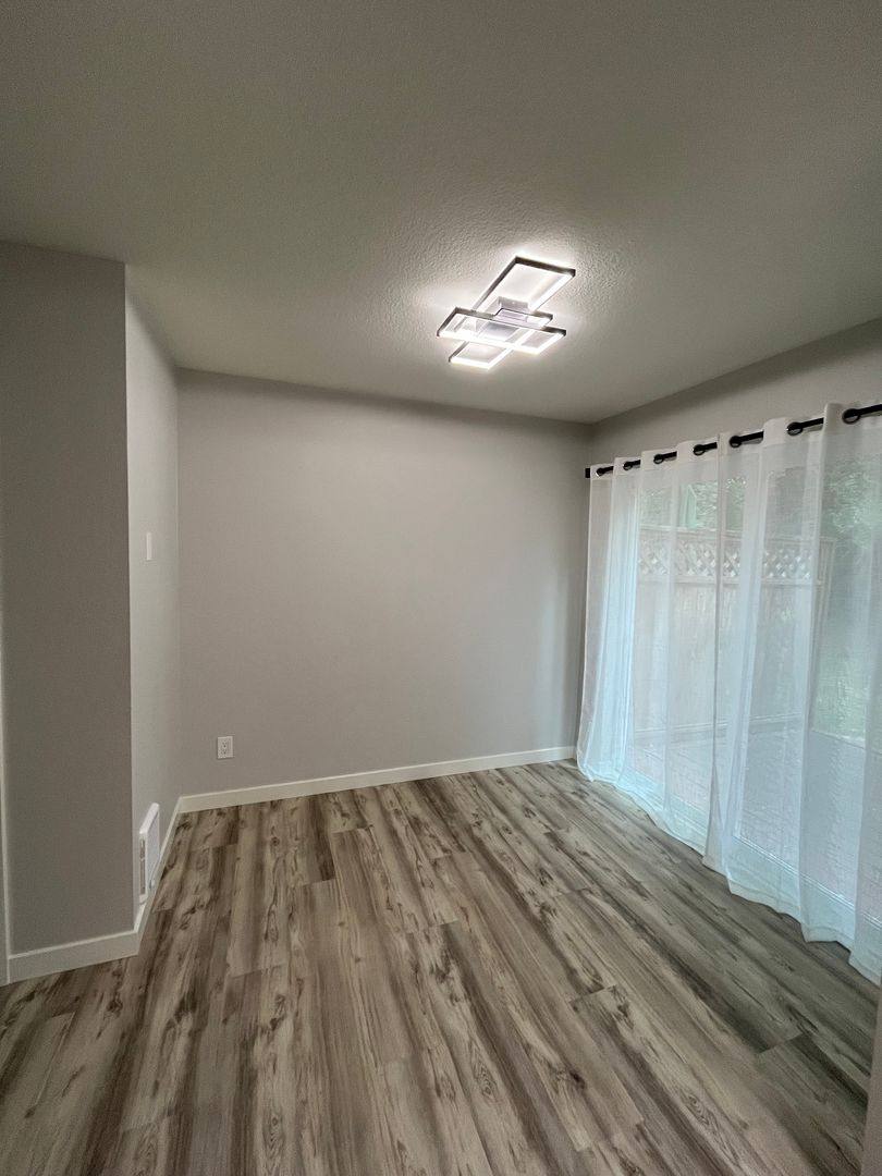 Townhouse for rent at 6840 SW Garden Home Rd, Portland, OR 97223