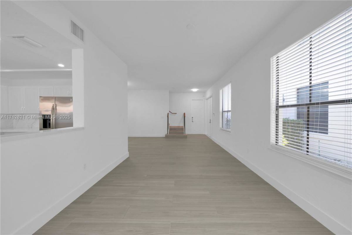 Townhouse for rent at 3041 Indiana St #10, Miami, FL 33133