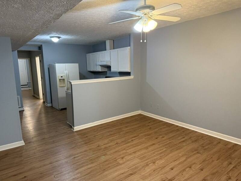 Apartment for rent at 1612 W Market St #2, Louisville, KY 40203