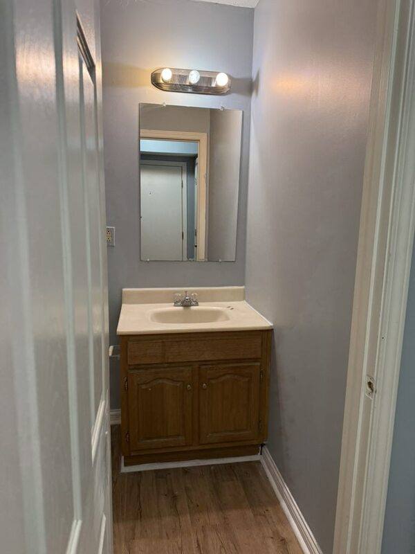Apartment for rent at 1612 W Market St #2, Louisville, KY 40203