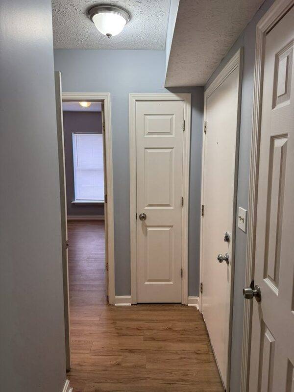 Apartment for rent at 1612 W Market St #2, Louisville, KY 40203