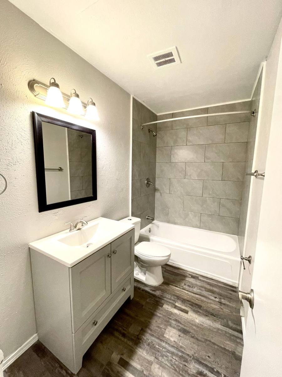 Apartment for rent at 1001 Mineral Wells St, Terrell, TX 75160