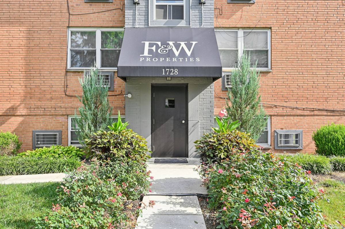 Apartment for rent at 1728-1738 E Long St, Columbus, OH 43203