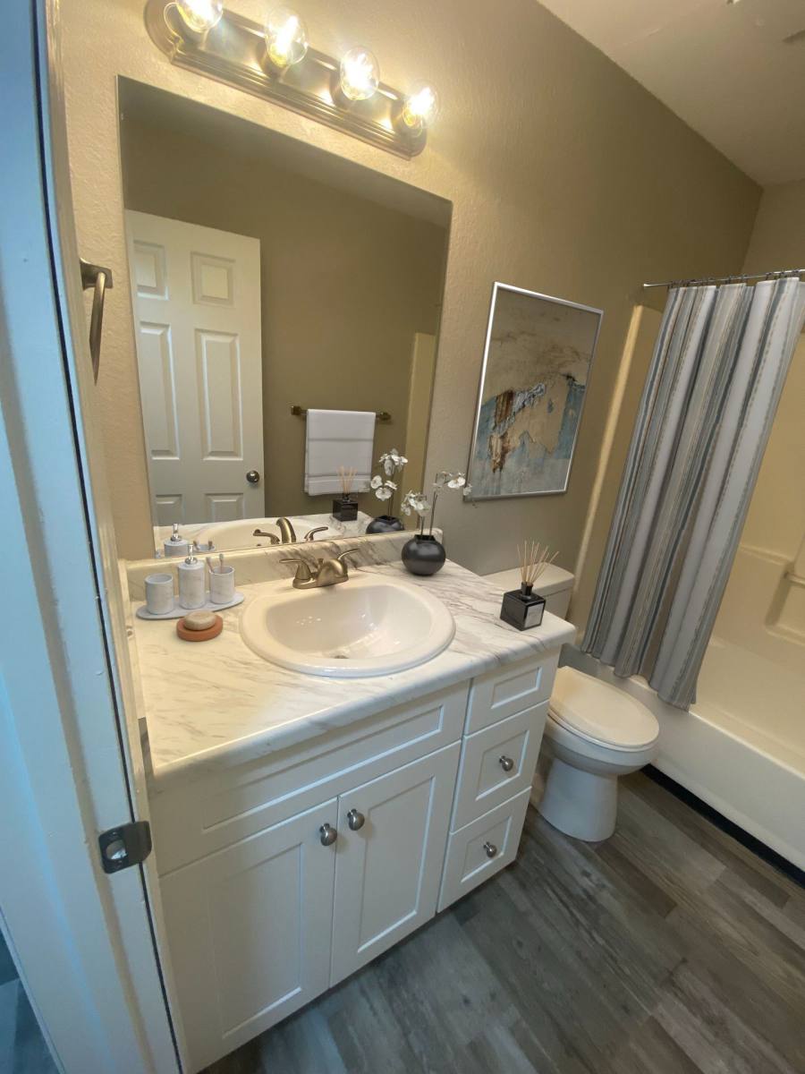 Apartment for rent at 2655 W Farm Rd, Springfield, MO 65807