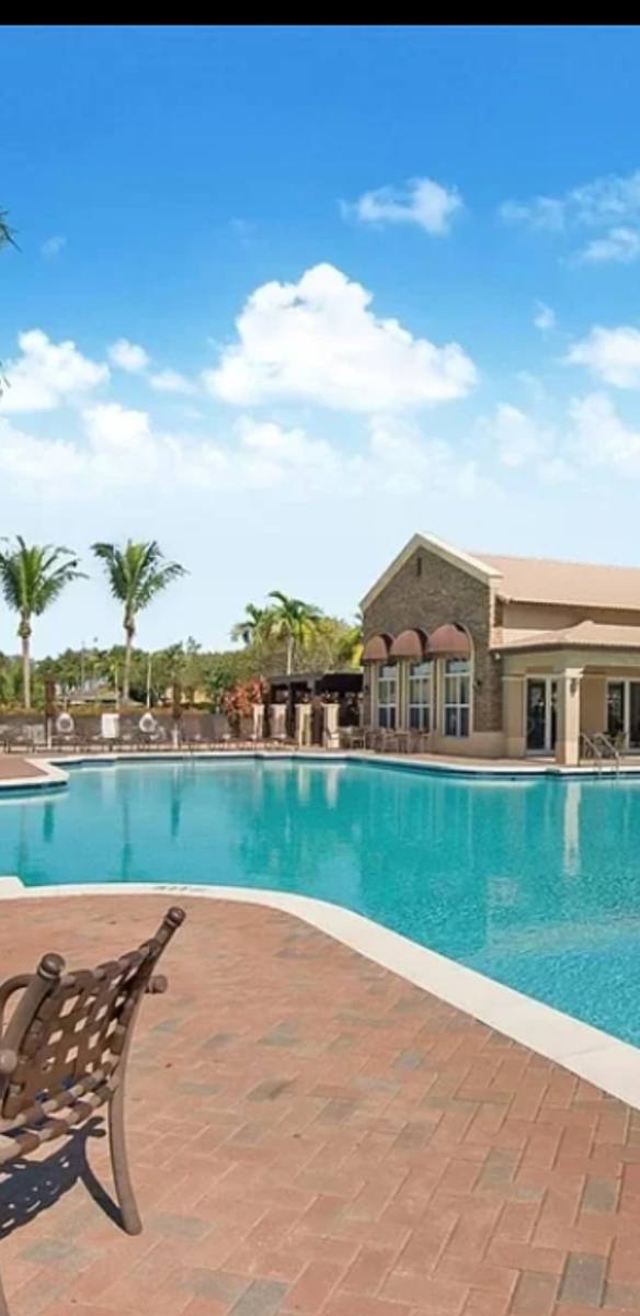 Condo for rent at 1005 NE 34th Ave, Homestead, FL 33033