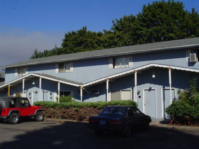 Townhouse for rent at Nordic Arms, 570 Cedar St #2, Junction City, OR 97448