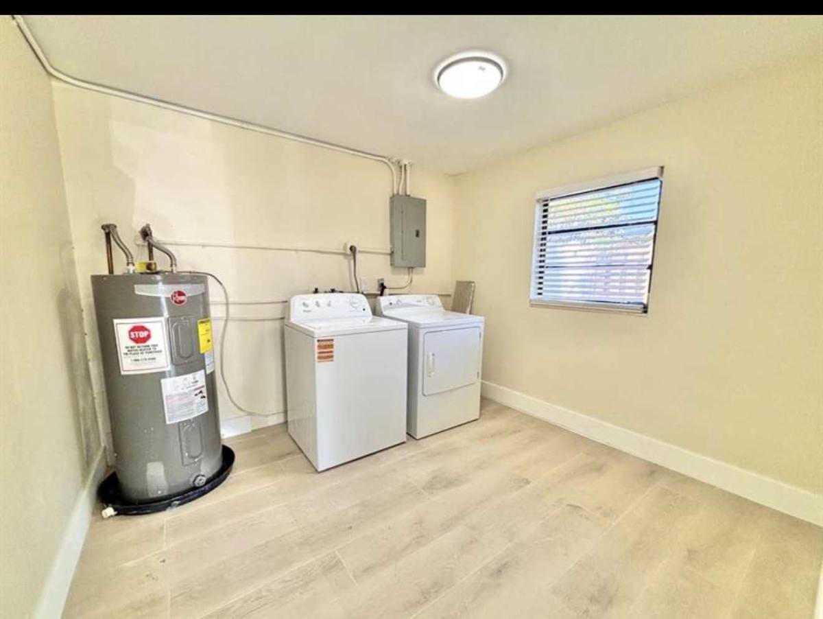 Apartment for rent at 2201 NW 8th St, Boca Raton, FL 33486
