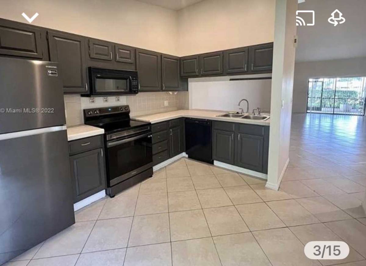 Townhouse for rent at 642 Deer Creek Blvd, Deerfield Beach, FL 33442